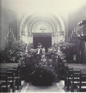 Ginsburger dans la Synagogue de Genève vers 1908. Cliquez sur l'image pour agrandir